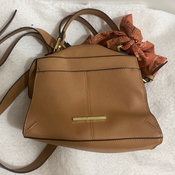 New Steve Madden Handbag - Picture 1 of 4